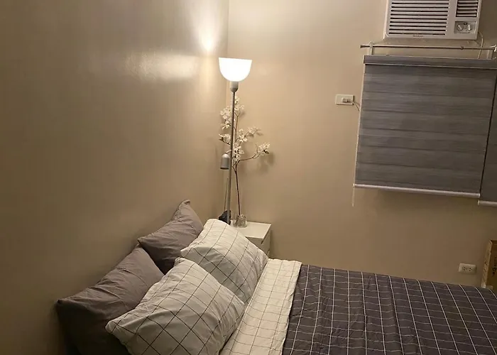 Apartment Flat At 101 Newport Boulevard *